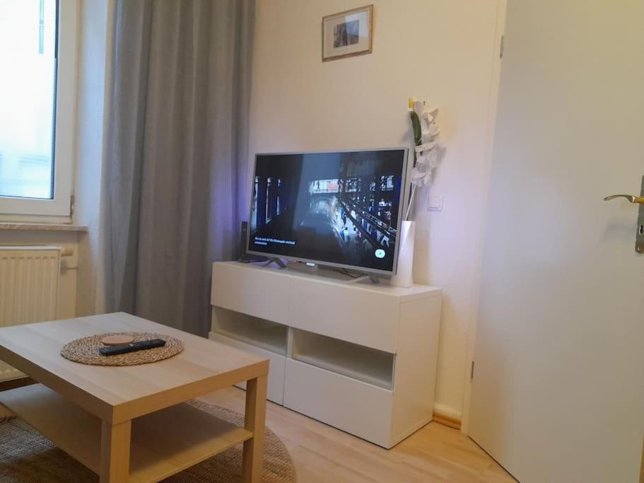 Zwei-Zimmer Wohnung In Wiesbadens Westend Exterior foto
